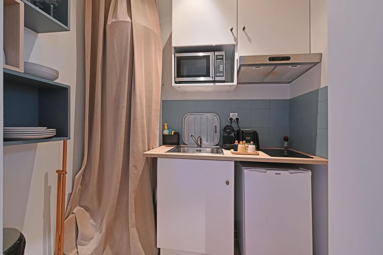 Au Coeur Des Papes, Dans Batisse De Charme Studios & Appartements En Coeur De Ville Avignon Luaran gambar